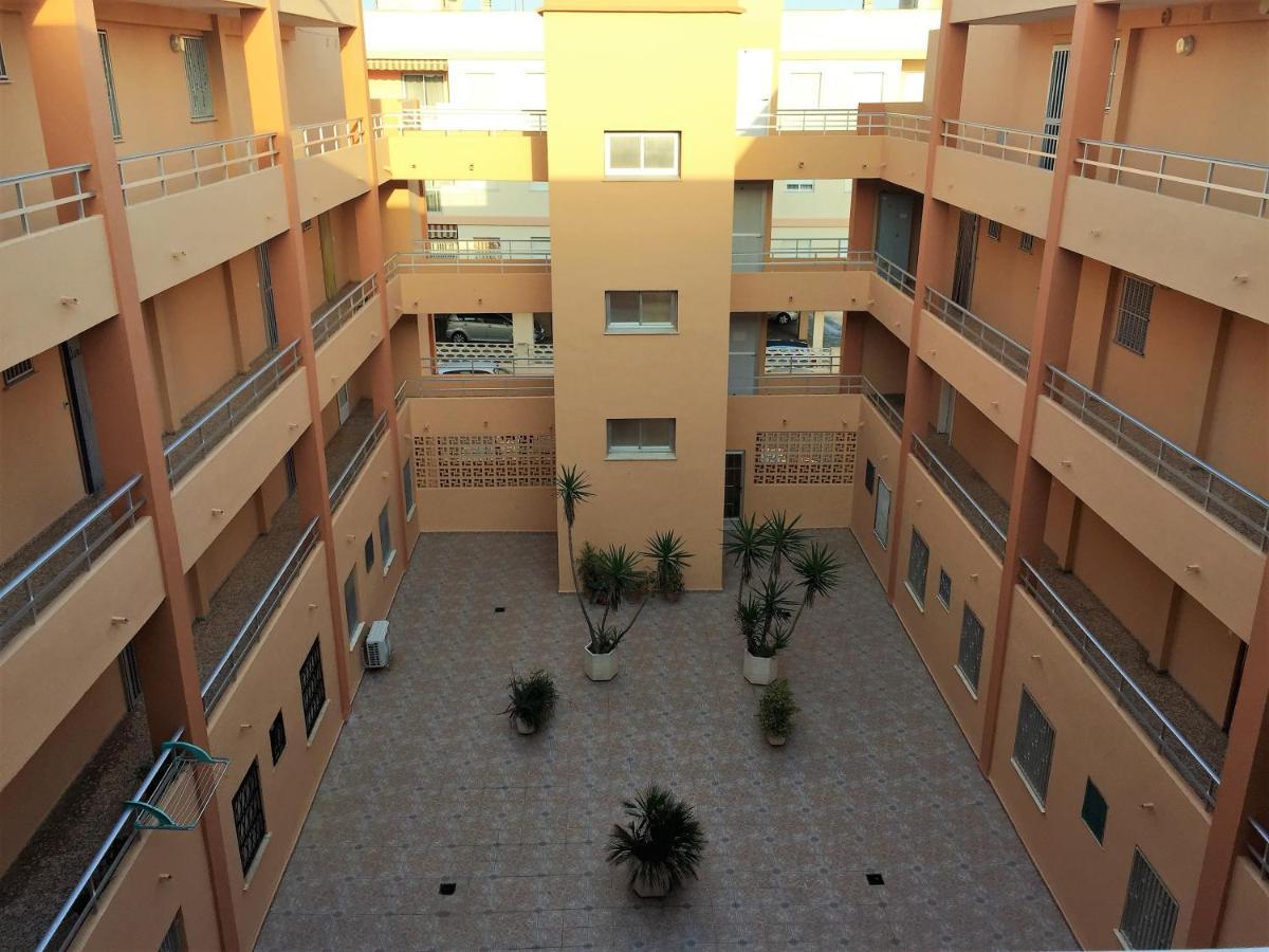 Beachfront And Peaceful Apartment Mareny Barraquetas ภายนอก รูปภาพ