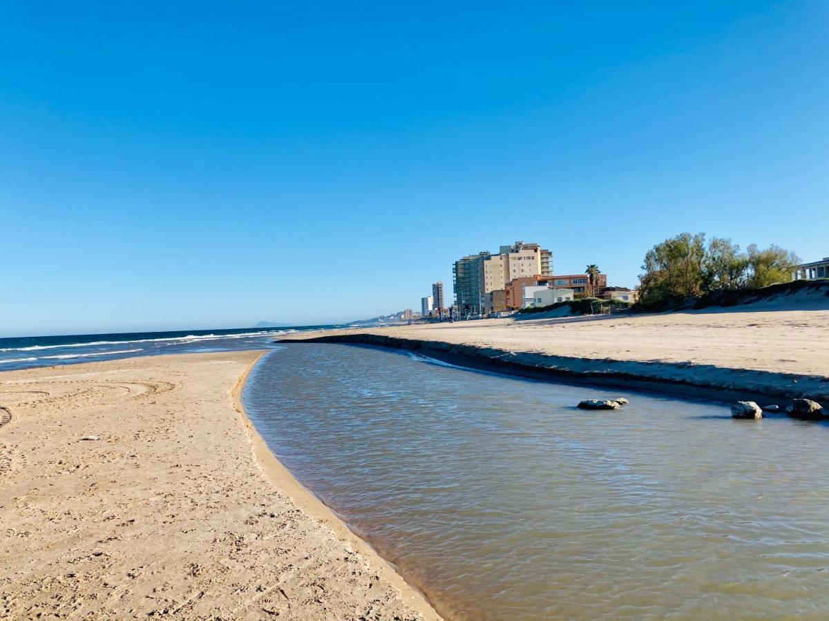 Beachfront And Peaceful Apartment Mareny Barraquetas ภายนอก รูปภาพ