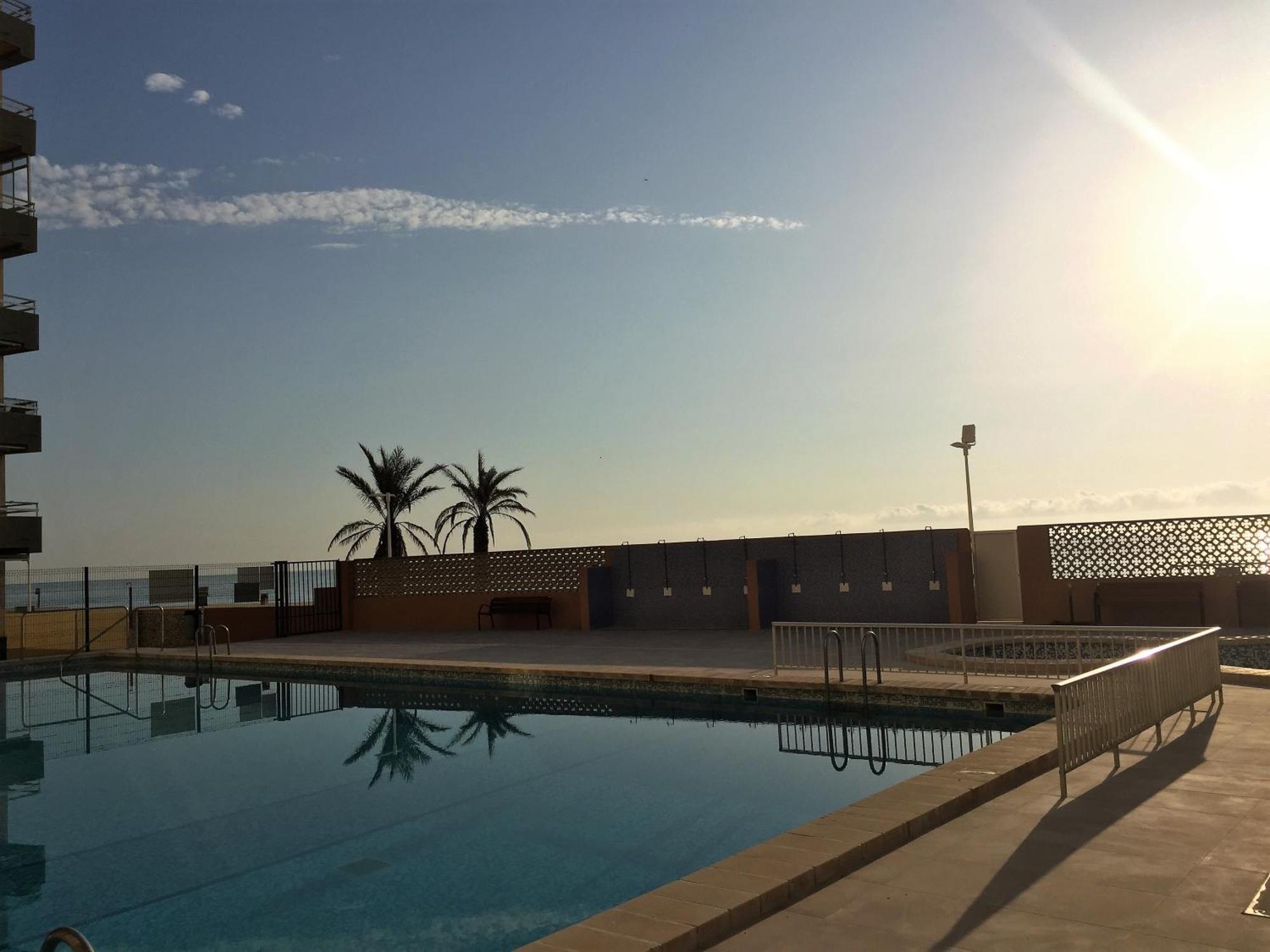 Beachfront And Peaceful Apartment Mareny Barraquetas ภายนอก รูปภาพ